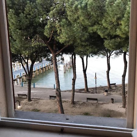 Uno Sguardo Sul Lago Appartam Passignano sul Trasimeno Luaran gambar